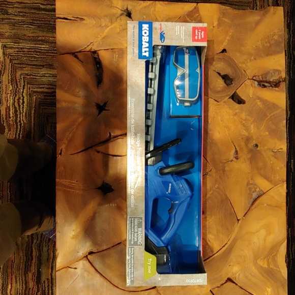 Kobalt hedge trimmer 80 volt Kobalt hedge trimmer 80 volt